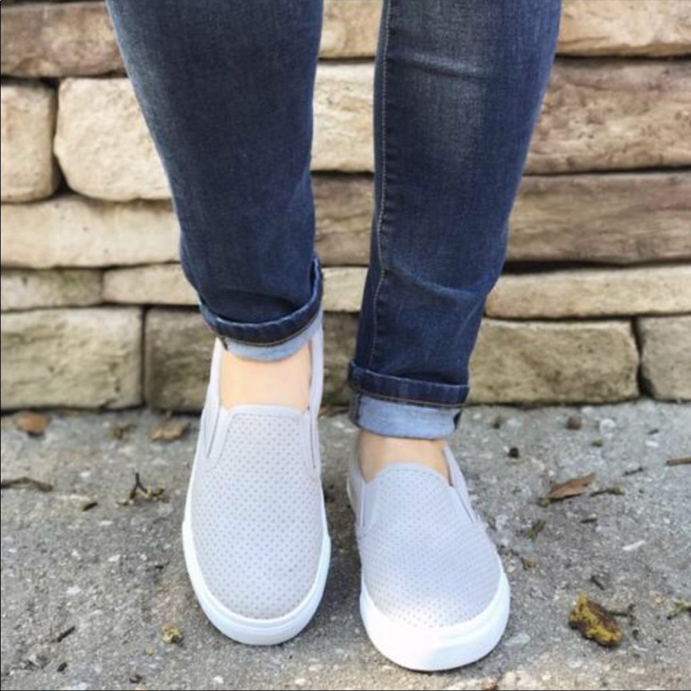 HP BEST IN BTQS PERFORATED SLIP ON SNEAKERS - Picture 8 of 8